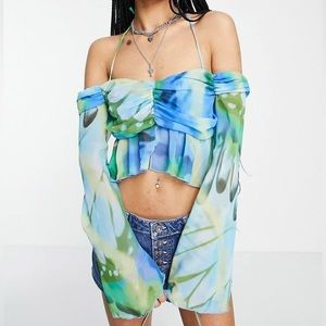 Off the Shoulder Watercolor Crop Top 🦋